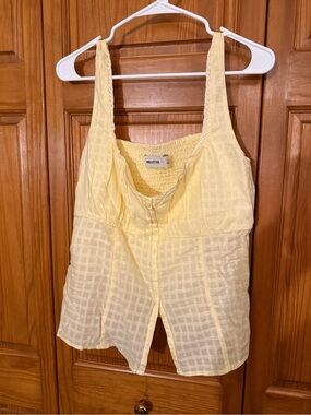 Hollister Light Yellow Button-Front Tank Top